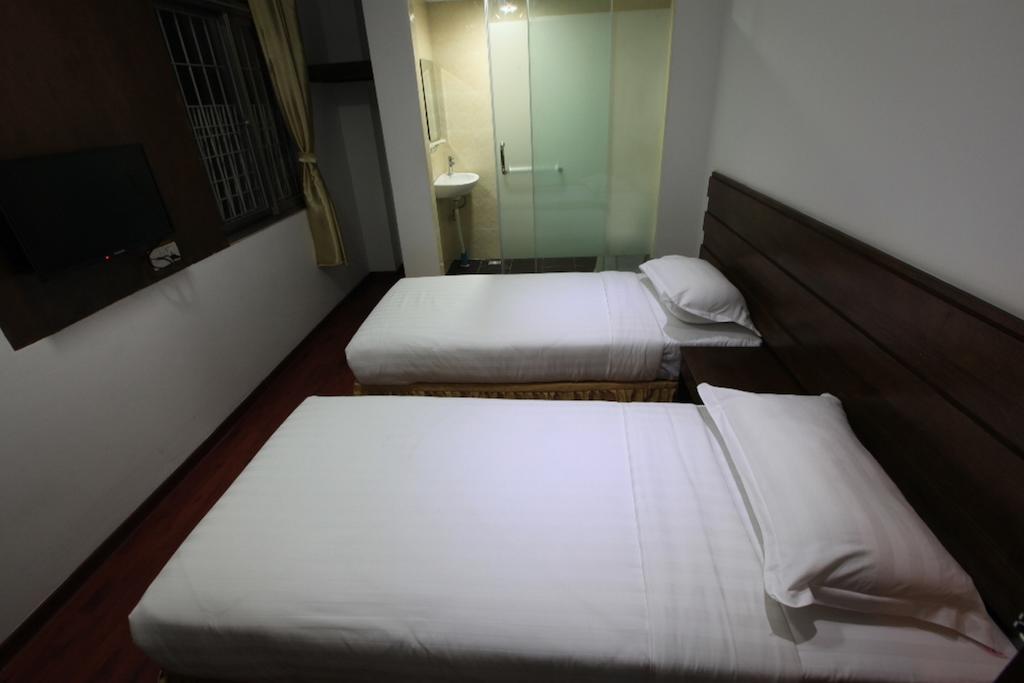 Yangon Regency Hotel Екстер'єр фото