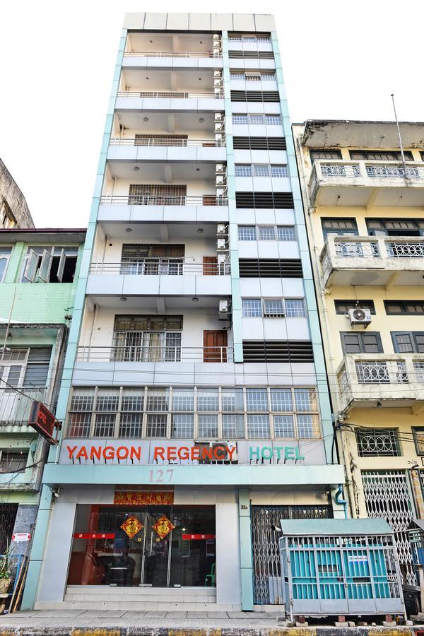 Yangon Regency Hotel Екстер'єр фото