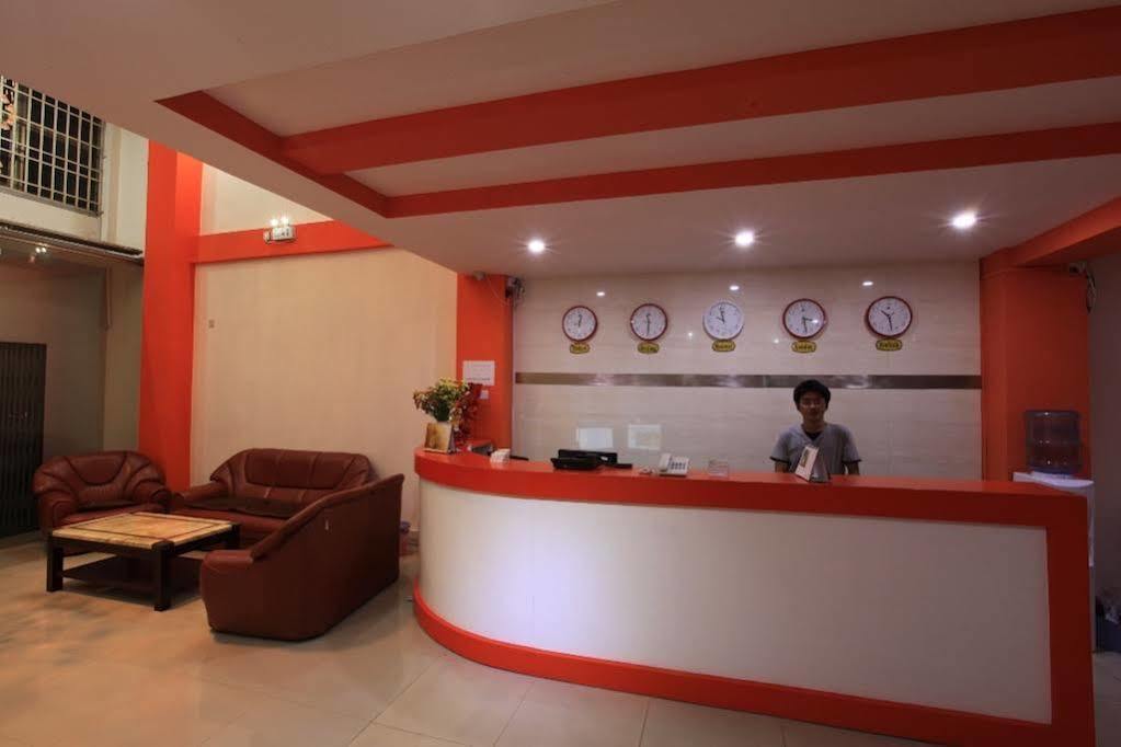 Yangon Regency Hotel Екстер'єр фото